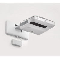 Epson EB-696Ui